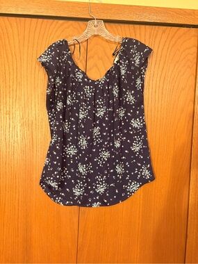 LC Lauren Conrad Navy Floral Cap-Sleeve Camisole